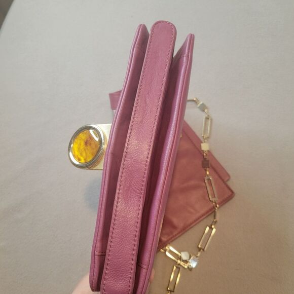 Pour La Victoire Leather Chain Shoulder Bag - Picture 10 of 12